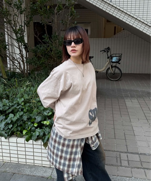 sedacle(セダクル)の「アソートサイドプリントロンT(Tシャツ/カットソー・メンズ・ベージュ/ブラック系その他/チャコールグレー・SMALL/MEDIUM/LARGE)」の20枚目の写真