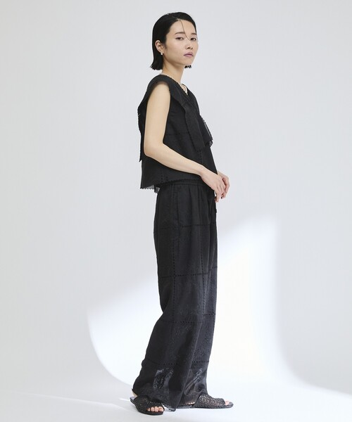 Firsthand（ファーストハンド）の「Firsthand/ファーストハンド スクエア刺繍 ワイドシルエット イージーパンツ / セットアップ対応（その他パンツ・レディース・ホワイト/ブラック・S/M）」の19枚目の写真