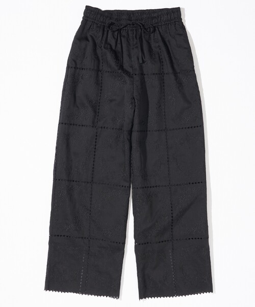 Firsthand（ファーストハンド）の「Firsthand/ファーストハンド スクエア刺繍 ワイドシルエット イージーパンツ / セットアップ対応（その他パンツ・レディース・ホワイト/ブラック・S/M）」の9枚目の写真