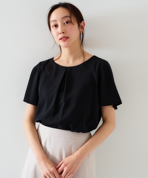 UNTITLED(アンタイトル)の「【通勤/二の腕カバー】フロントタックブラウス(シャツ/ブラウス・レディース・オフホワイト/ナチュラル/ブラック/サックスブルー/ピンク/ネイビー系5・00/01/02/03/04/44/46/48/50)」の12枚目の写真