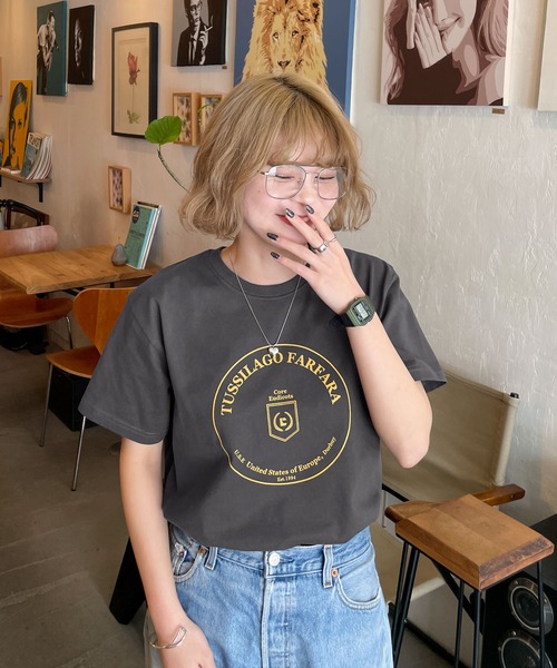 Chillfar(チルファー)の「ロゴデザインミックスTEEシャツ(Tシャツ/カットソー・レディース・ネイビー系/グリーン系1/ベージュ系/グレー系1/ブラック系1/ネイビー/ベージュ系1/グレー系/ホワイト/ブラウン/ブラウン系1/ブラウン系/ホワイト系1/ホワイト系/ベージュ/ネイビー系1/チャコール/ブラック系/ブラック・FREE)」の10枚目の写真