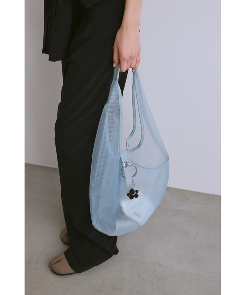 un/neu(アンノイ)の「シアーメッシュラウンドバッグ / シースルートート(トートバッグ・レディース・ブラック/ブルー・FREE)」の22枚目の写真