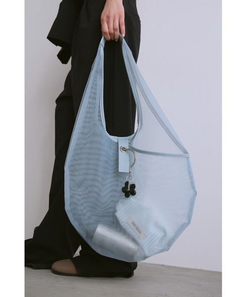 un/neu(アンノイ)の「シアーメッシュラウンドバッグ / シースルートート(トートバッグ・レディース・ブラック/ブルー・FREE)」の19枚目の写真