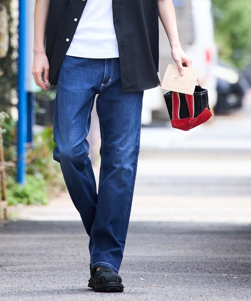 Wrangler（ラングラー）の「【涼】Wrangler/ラングラー 吸汗速乾 ストレートデニムパンツ 涼しいデニムパンツ/軽量/リラックス（デニムパンツ・メンズ・ブラック/ベージュ/インディゴブルー/ブルー/ライトインディゴブルー・SMALL/MEDIUM/LARGE/X-LARGE）」の4枚目の写真