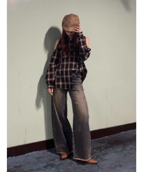 LAGUA GEM(ラグアジェム)の「SHOULDER OPEN CHECK シャツ(シャツ/ブラウス・レディース・ブラック/ブラウン・FREE)」の20枚目の写真
