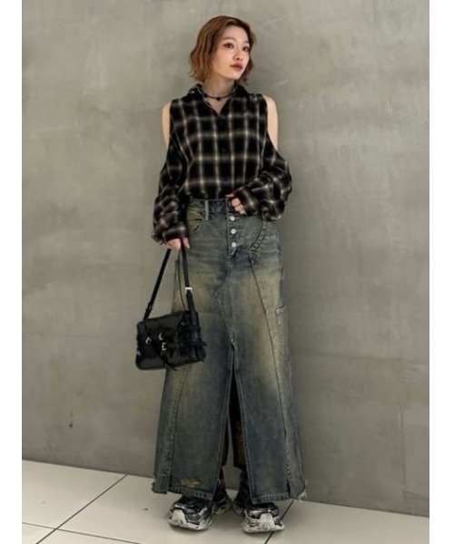 LAGUA GEM(ラグアジェム)の「SHOULDER OPEN CHECK シャツ(シャツ/ブラウス・レディース・ブラック/ブラウン・FREE)」の19枚目の写真