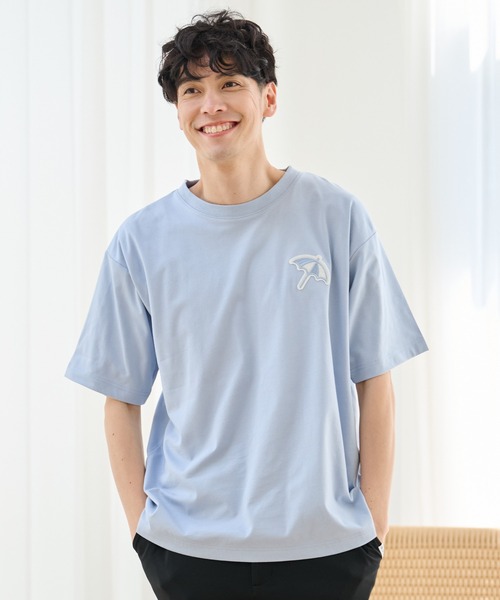 Arnold Palmer(アーノルドパーマー)の「ライトダンボール シェア ビッグアンブレラ Tシャツ(Tシャツ/カットソー・レディース・ブラック/ホワイト/スカイブルー・XS/M/S/LL/L)」の3枚目の写真