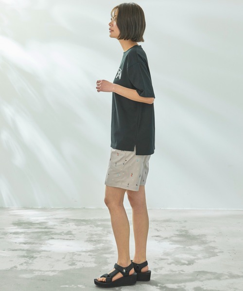 Arnold Palmer(アーノルドパーマー)の「ライトダンボール シェア ビッグアンブレラ Tシャツ(Tシャツ/カットソー・レディース・ブラック/ホワイト/スカイブルー・XS/M/S/LL/L)」の14枚目の写真