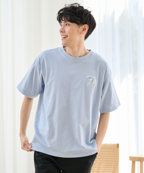 Arnold Palmer(アーノルドパーマー)の「ライトダンボール シェア ビッグアンブレラ Tシャツ(Tシャツ/カットソー・レディース・ブラック/ホワイト/スカイブルー・XS/M/S/LL/L)」の5枚目の写真