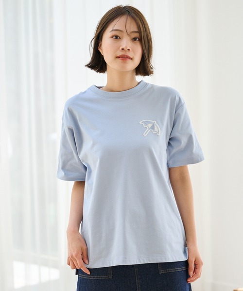Arnold Palmer(アーノルドパーマー)の「ライトダンボール シェア ビッグアンブレラ Tシャツ(Tシャツ/カットソー・レディース・ブラック/ホワイト/スカイブルー・XS/M/S/LL/L)」の7枚目の写真