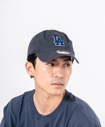 EK BY NEW ERA（イーケーバイニューエラ）の「【NEW ERA】ユニセックス キャップ ドジャース　チャコールグレー（キャップ）」