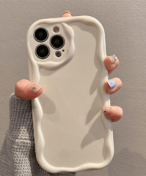 SILVER BULLET（シルバーバレット）の「『SBLTR』iPhone11 iPhone12 iPhone13 iPhone14 iPhone15 iphone16 Pro/Pro Max/Plus クリーム紋デザイン iphoneケース スマホカバー（スマホケース/カバー・レディース・ホワイト系その他/クリア/ブラック系その他/レッド系その他・iPhone 11 Pro/iPhone 16 Pro/iPhone 12/iPhone 11 Pro Max/iPhone 11/iPhone 15 Pro/iPhone 15 Plus/iPhone 15/iPhone 14 Pro/iPhone 14 Plus/iPhone 14/iPhone 13 Pro Max/iPhone 13 Pro/iPhone 13/iPhone 12 Pro/iPhone 16 Plus/iPhone 16/iPhone 15 Pro Max/iPhone 14 Pro Max/iPhone 12 Pro Max/iPhone 16 Pro Max）」の2枚目の写真