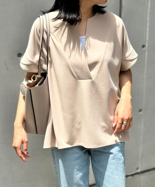 Emma Taylor(エマテイラー)の「カットジョーゼットキーネックオーバープルオーバー(Tシャツ/カットソー・レディース・ホワイト/ベージュ/ブラック・FREE)」の12枚目の写真