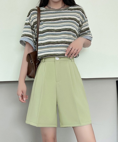 DAY CLOSET（デイ クローゼット）の「【大きいサイズ有】ゆったり大人っぽstyle。ダブルタックハーフパンツ レディース（その他パンツ・レディース・ブラウン/グレー/ブラック/サックスブルー/グリーン/キナリ/ネイビー・S/M/L/2XL/XL）」の21枚目の写真