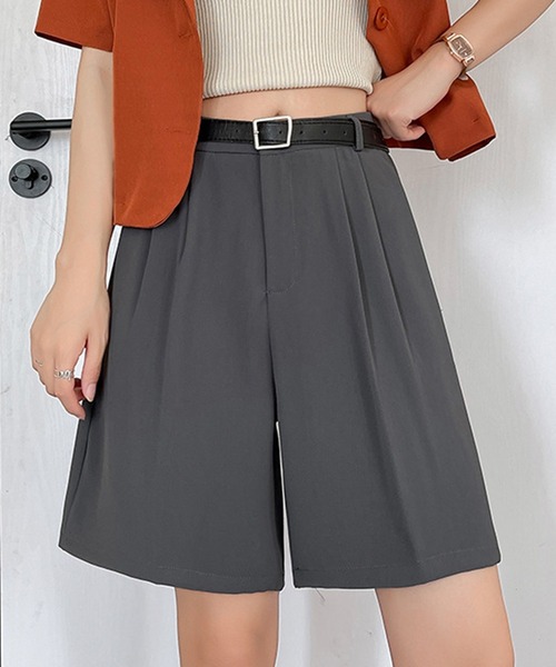 DAY CLOSET（デイ クローゼット）の「【大きいサイズ有】ゆったり大人っぽstyle。ダブルタックハーフパンツ レディース（その他パンツ・レディース・ブラウン/グレー/ブラック/サックスブルー/グリーン/キナリ/ネイビー・S/M/L/2XL/XL）」の15枚目の写真