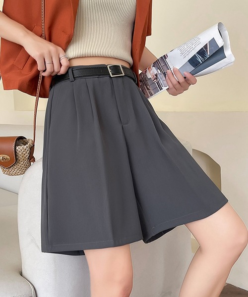 DAY CLOSET（デイ クローゼット）の「【大きいサイズ有】ゆったり大人っぽstyle。ダブルタックハーフパンツ レディース（その他パンツ・レディース・ブラウン/グレー/ブラック/サックスブルー/グリーン/キナリ/ネイビー・S/M/L/2XL/XL）」の16枚目の写真