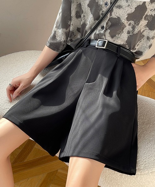 DAY CLOSET（デイ クローゼット）の「【大きいサイズ有】ゆったり大人っぽstyle。ダブルタックハーフパンツ レディース（その他パンツ・レディース・ブラウン/グレー/ブラック/サックスブルー/グリーン/キナリ/ネイビー・S/M/L/2XL/XL）」の11枚目の写真