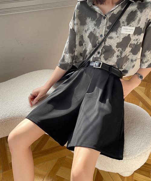 DAY CLOSET（デイ クローゼット）の「【大きいサイズ有】ゆったり大人っぽstyle。ダブルタックハーフパンツ レディース（その他パンツ・レディース・ブラウン/グレー/ブラック/サックスブルー/グリーン/キナリ/ネイビー・S/M/L/2XL/XL）」の13枚目の写真