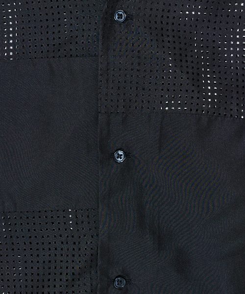 5351 POUR LES HOMMES（ゴーサンゴーイチプールオム）の「【25S/S】パッチワーク メッシュ 半袖シャツ（シャツ/ブラウス・メンズ・ホワイト/ブラック・46/44/50/48）」の7枚目の写真