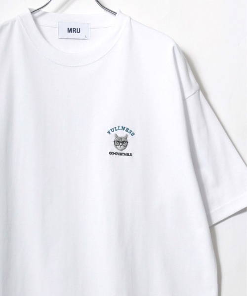 新品未使用　未開封　BLATE ニュアンスロゴ　Tシャツ　ホワイト　半袖 タグ付き GRAPHIC TEE Tシャツ カットソー 半袖 ロゴ刺繍 M 白