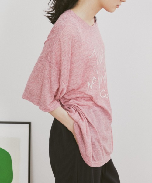 MERLOT(メルロー)の「レタリングロゴ刺繍オーバーサイズシアーT(Tシャツ/カットソー・レディース・ピンク/ネイビー/グレー・FREE)」の21枚目の写真