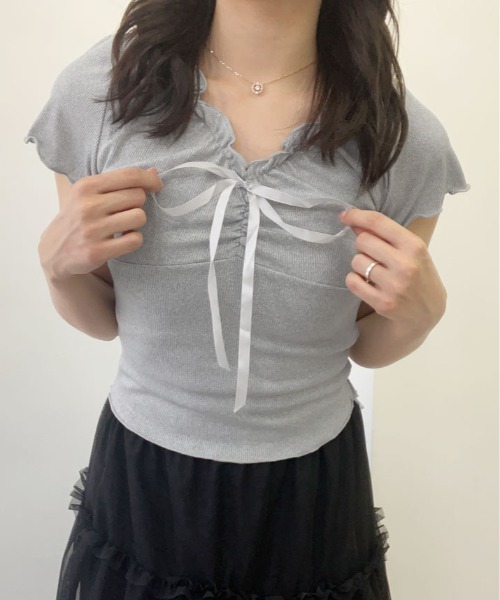 kirakiraShop(キラキラショップ)の「フロント リボン ギャザー デザイン Tシャツ(ニット/セーター・レディース・ベージュ/ホワイト/ピンク/グレー/ブルー・FREE)」の10枚目の写真