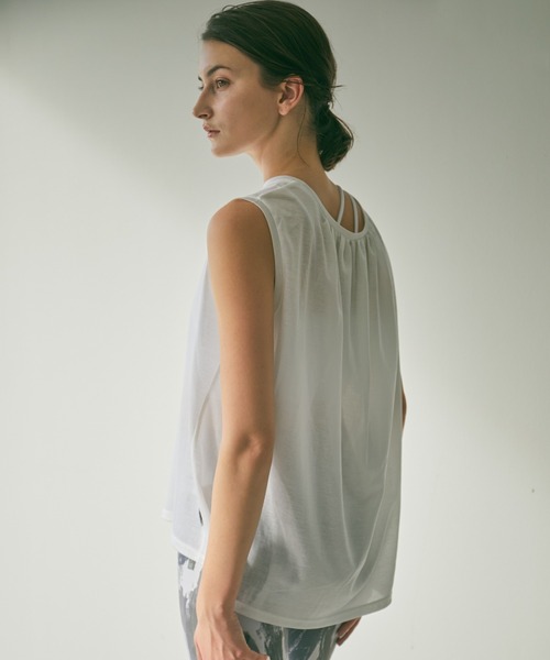 Julier Yoga and Relax（ジュリエヨガアンドリラックス）の「Julier ロイヤルクロス天竺タンクトップ（タンクトップ・レディース・ホワイト/ネイビー/オレンジ・FREE）」の5枚目の写真