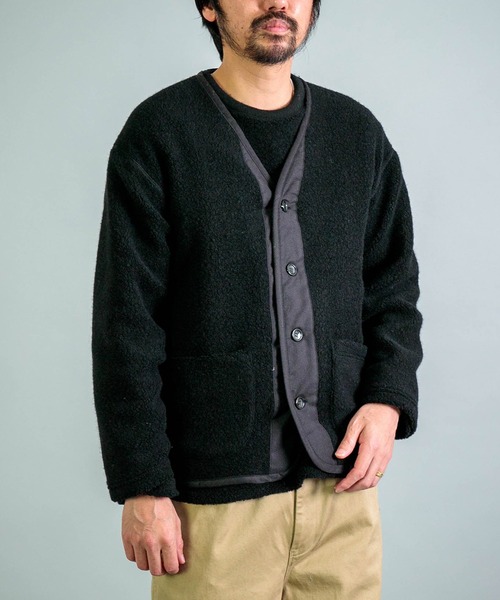 OMNIGOD（オムニゴッド）の「[OMNIGOD mens / オムニゴッド] リサイクルウールパイル ミリタリーカーディガン（カーディガン/ボレロ・メンズ・ブラック/ブラウン/グレー・4/2/3）」の15枚目の写真
