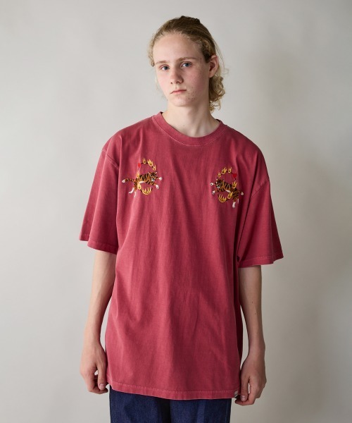 rehacer(レアセル)の「rehacer : Loop Tiger Pigment Dye T-shirt / ループタイガーピグメントダイ Tシャツ(Tシャツ/カットソー・メンズ・ブラック/ネイビー/レッド・SMALL/MEDIUM/LARGE/X-LARGE)」の13枚目の写真