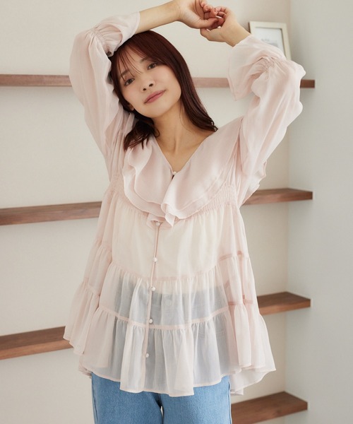 mysty woman（ミスティウーマン）の「【WEB限定カラー有】楊柳ティアードフリルブラウス 572873（シャツ/ブラウス・レディース・オフホワイト/ブラック/ライトピンク/ライトグレー・FREE）」の7枚目の写真