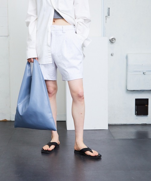 mocT(モクティー)の「mocT/モクティ STRETCH FLEECE 2TUCK SHORTS ストレッチフリース2タックショーツ ハーフパンツ(その他パンツ・レディース・ホワイト/ヘザーグレー・XL)」の4枚目の写真