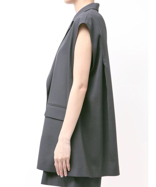 ELENDEEK（エレンディーク）の「リラクシーテーラードジレ【セットアップ対応】（テーラードジャケット・レディース・ブラウン/アイボリー/チャコールグレー・FREE）」の18枚目の写真