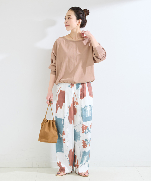 B.C STOCK(ベーセーストック)の「《追加》手洗い可 / 裾ドロストロンTEE(Tシャツ/カットソー・レディース・ホワイト/ウッド/ブラック・FREE)」の16枚目の写真