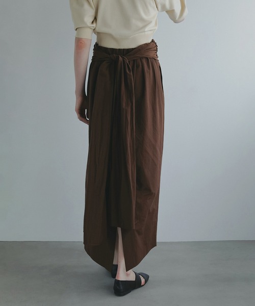 MANOF（マノフ）の「BUSTIER SET NARROW SKIRT（スカート・レディース・ベージュ/ブラウン/ブラック・S/M）」の18枚目の写真