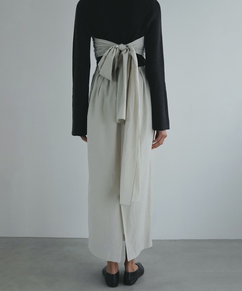 MANOF（マノフ）の「BUSTIER SET NARROW SKIRT（スカート・レディース・ベージュ/ブラウン/ブラック・S/M）」の9枚目の写真