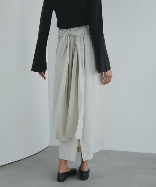 MANOF（マノフ）の「BUSTIER SET NARROW SKIRT（スカート・レディース・ベージュ/ブラウン/ブラック・S/M）」の12枚目の写真