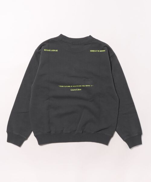 GROOVY COLORS（グルービーカラーズ）の「GROOVY Pocket Sweat Shirt（スウェット・キッズ・チャコールグレー・145/135）」の5枚目の写真