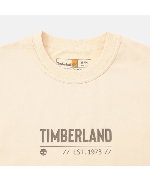 Timberland(ティンバーランド)の「半袖 ヘビー ウェイト ロゴ Tシャツ メンズ(Tシャツ/カットソー・メンズ・ライトホワイト・XXX-LARGE/X-SMALL/XX-LARGE/X-LARGE/LARGE/MEDIUM/SMALL)」の3枚目の写真