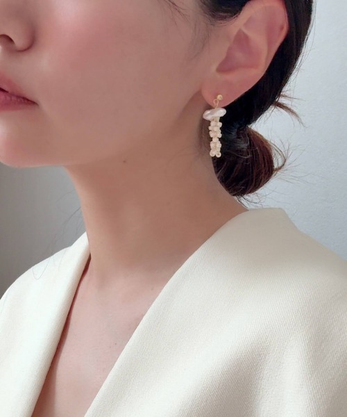 CERCA（チェルカ）の「Smallworld/《shortcake》パール×ビーズ　デザインピアス（ピアス（両耳用）・レディース・ベージュ/シルバー・FREE）」の6枚目の写真