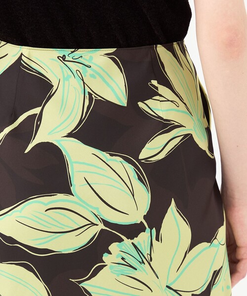 ビビフラワープリント マーメイドスカート