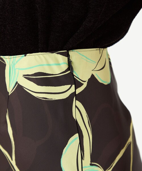 ビビフラワープリント マーメイドスカート