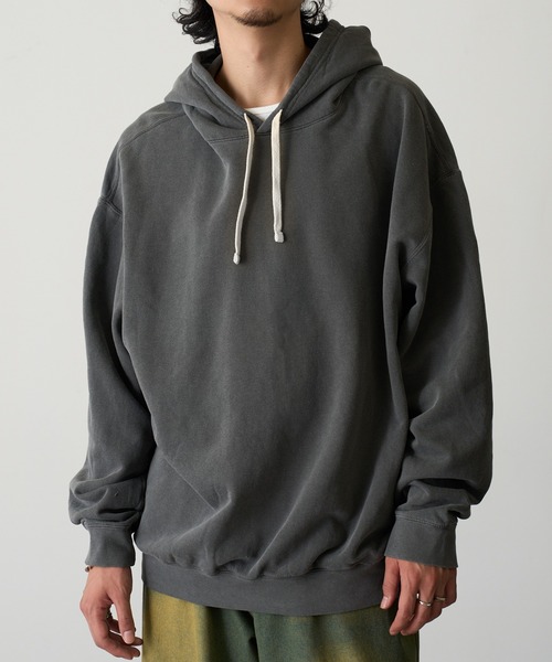 comfort colors(コンフォートカラーズ)の「【COMFORT COLORS】6.4oz ガーメントダイフードスウェット ピグメント加工 裏起毛 CC1467 MURS(パーカー・メンズ・アイボリー/ブラック/ピンク/ブルー・S/L/XL/M)」の14枚目の写真