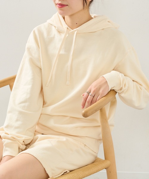 comfort colors(コンフォートカラーズ)の「【COMFORT COLORS】6.4oz ガーメントダイフードスウェット ピグメント加工 裏起毛 CC1467 MURS(パーカー・メンズ・アイボリー/ブラック/ピンク/ブルー・S/L/XL/M)」の7枚目の写真
