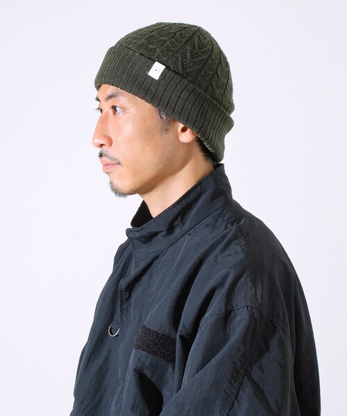 halo commodity(ハロ コモディティー)の「【リバーシブル仕様】【UNISEX】halo commodity 別注 ストラタスケーブルワッチ(ニットキャップ/ビーニー・メンズ・アッシュブラウン/ブラック/オリーブ/スモークグレー・FREE)」の4枚目の写真