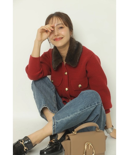 Apuweiser-riche（アプワイザーリッシェ）の「衿ファーニットブルゾン（ニット/セーター・レディース・レッド/ブラウン/ホワイト/ブラック・2/1）」の4枚目の写真