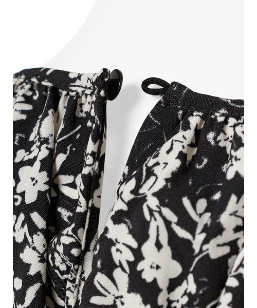 Mila Owen（ミラオーウェン）の「ラッフルシャーリングギャザートップス（Tシャツ/カットソー・レディース・ダークブラウン/ライトブルー/その他・1/0）」の16枚目の写真