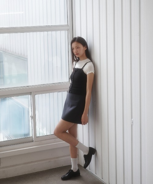 GENERAL IDEA(ジェネラルアイデア)の「GENERAL IDEA/ジェネラルアイディア button up knit bustier ビスチェ(キャミソール・レディース・ブラック/ホワイト/ピンク・M/L/S)」の9枚目の写真