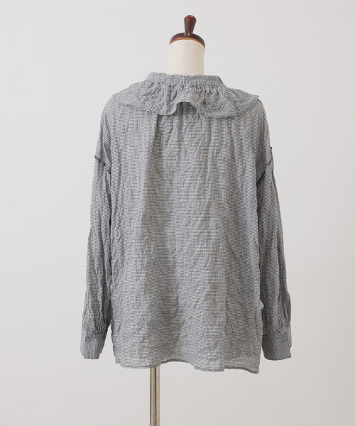 JOURNAL STANDARD LUXE（ジャーナルスタンダード　ラックス）の「ラッフルフリルプルオーバーシャツ（シャツ/ブラウス・レディース・ブラック/ホワイト・FREE）」の22枚目の写真