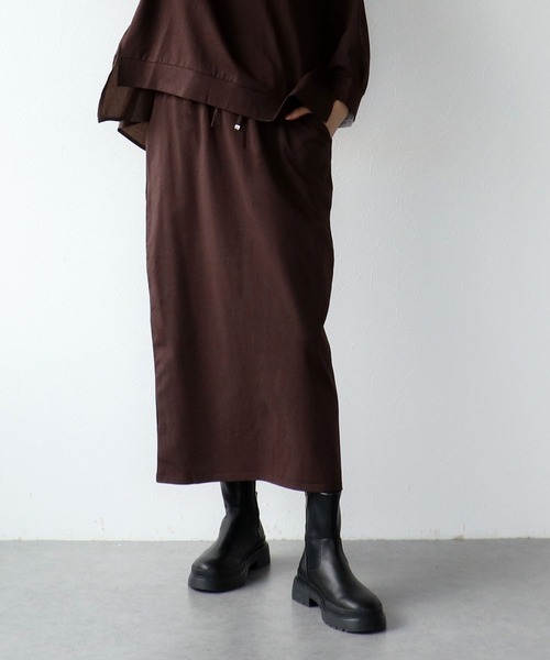 Jines(ジネス)の「天竺ロングスカート【セットアップ可】(スカート・レディース・チャコールグレー/ブラウン・38)」の2枚目の写真
