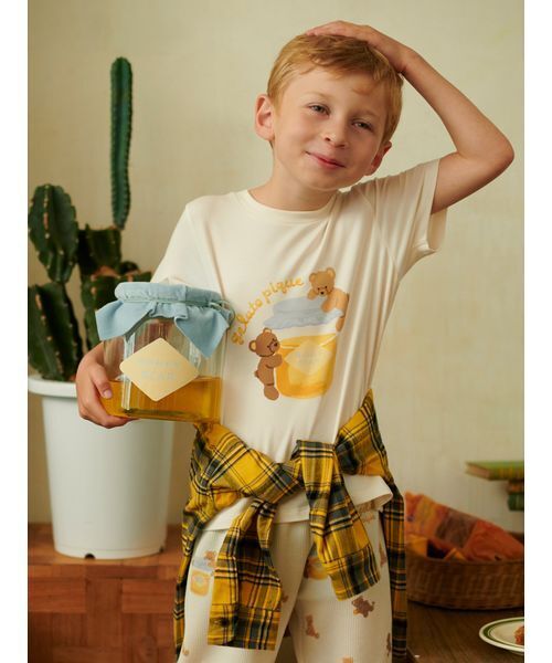 gelato pique（ジェラートピケ）の「【KIDS】はちみつベア柄ワンポイントTシャツ（ルームウェア/パジャマ・キッズ・オフホワイト・90/100/110/120）」の15枚目の写真